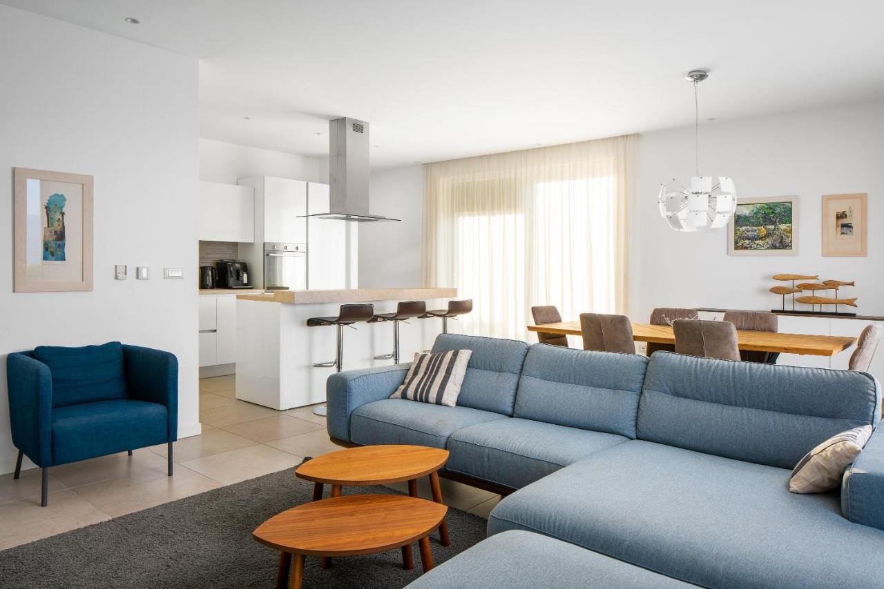 Acadia Beach Villas & Apartments סלאטינה מראה חיצוני תמונה
