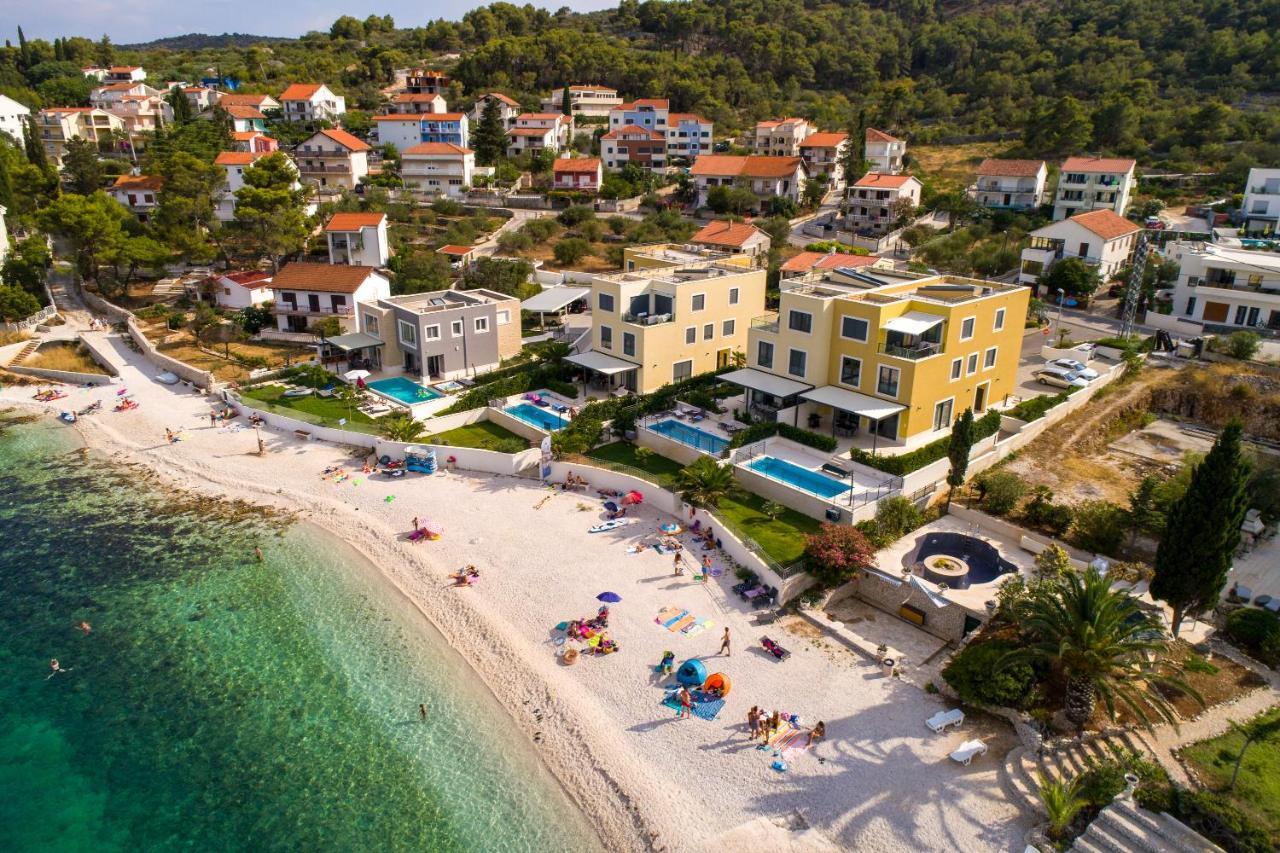 Acadia Beach Villas & Apartments סלאטינה מראה חיצוני תמונה