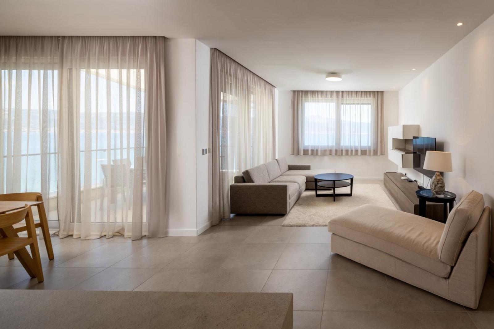 Acadia Beach Villas & Apartments סלאטינה מראה חיצוני תמונה